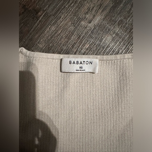 Aritzia top - Picture 2 of 2